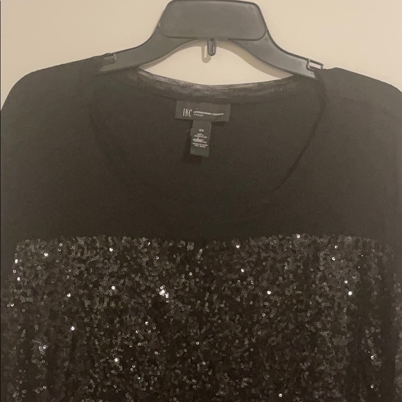 Top - Picture 2 of 5